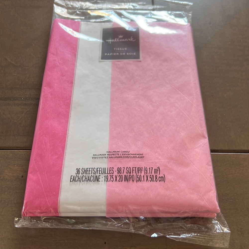 36 Sheets Hallmark Tissue Paper Papier de soie 19.75"x20" In. 98.7 Sq Feet